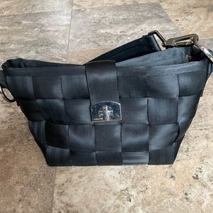 Harvey’s Seatbelt Bag Carriage Hobo